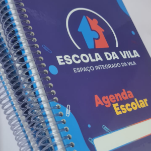 Agenda Escolar Miolo PB Capa Dura 15x21 Capa 4/0 - Folhas diárias 1/1 Laminação Espiral Folhas de rosto, calendário e 115 folhas diárias.